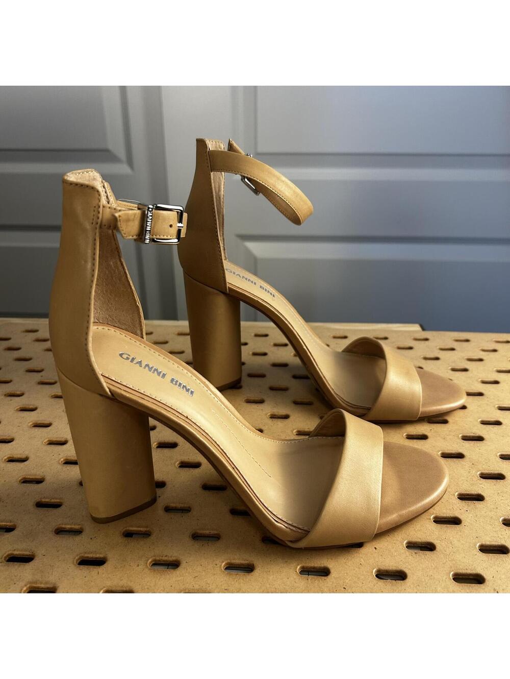Gianni Bini Tan Block Heel Sandals with Ankle Strap Size 9